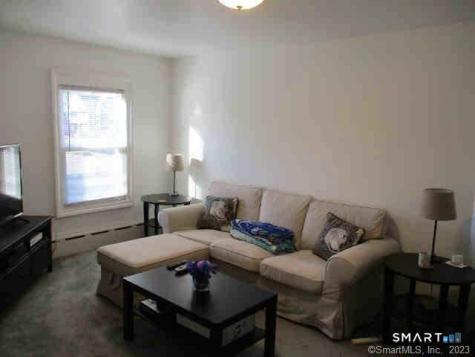 1690 Litchfield Turnpike Woodbridge CT 06525