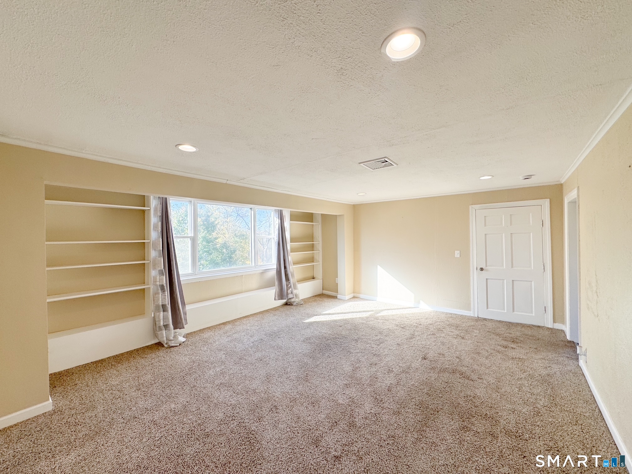 595 North Main Street Suffield CT 06078