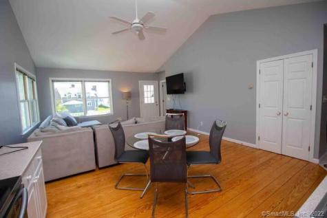 10 Groveway Clinton CT 06413