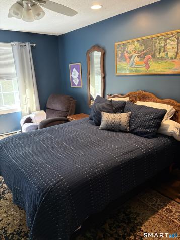 27 Tamarack Drive Bloomfield CT 06002