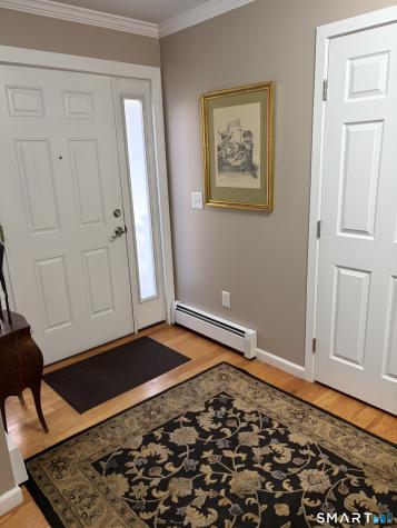 27 Tamarack Drive Bloomfield CT 06002