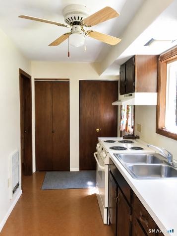 347 Fox Road Putnam CT 06260