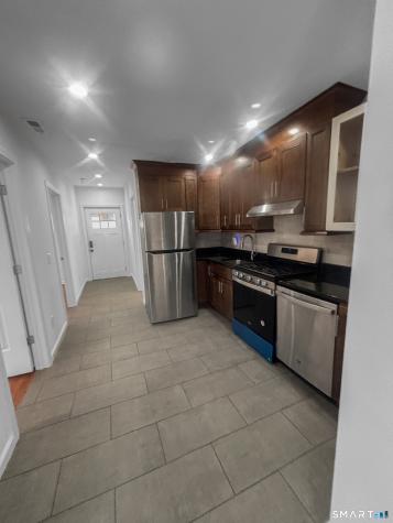 1042 Iranistan Avenue Bridgeport CT 06604