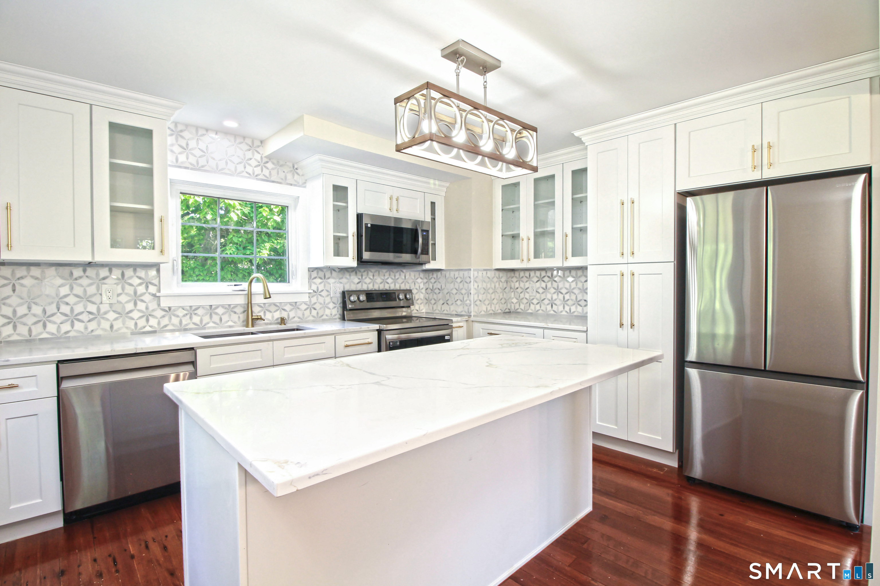 549 Boston Post Road Waterford CT 06385