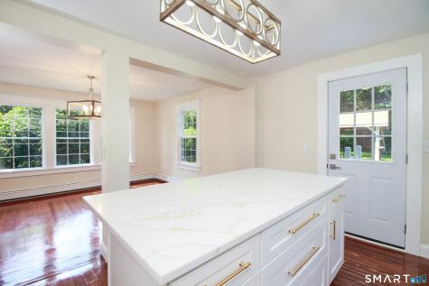 549 Boston Post Road Waterford CT 06385