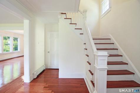 549 Boston Post Road Waterford CT 06385