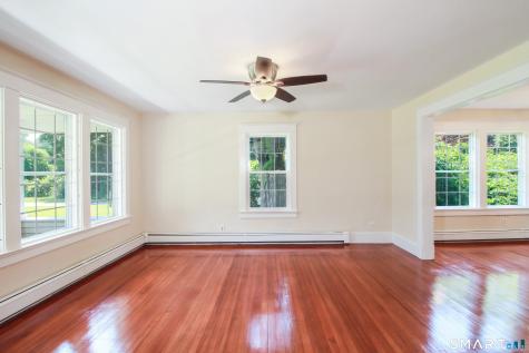 549 Boston Post Road Waterford CT 06385