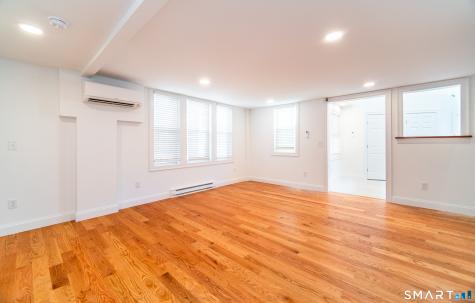 1154 Poquonnock Road Groton CT 06340