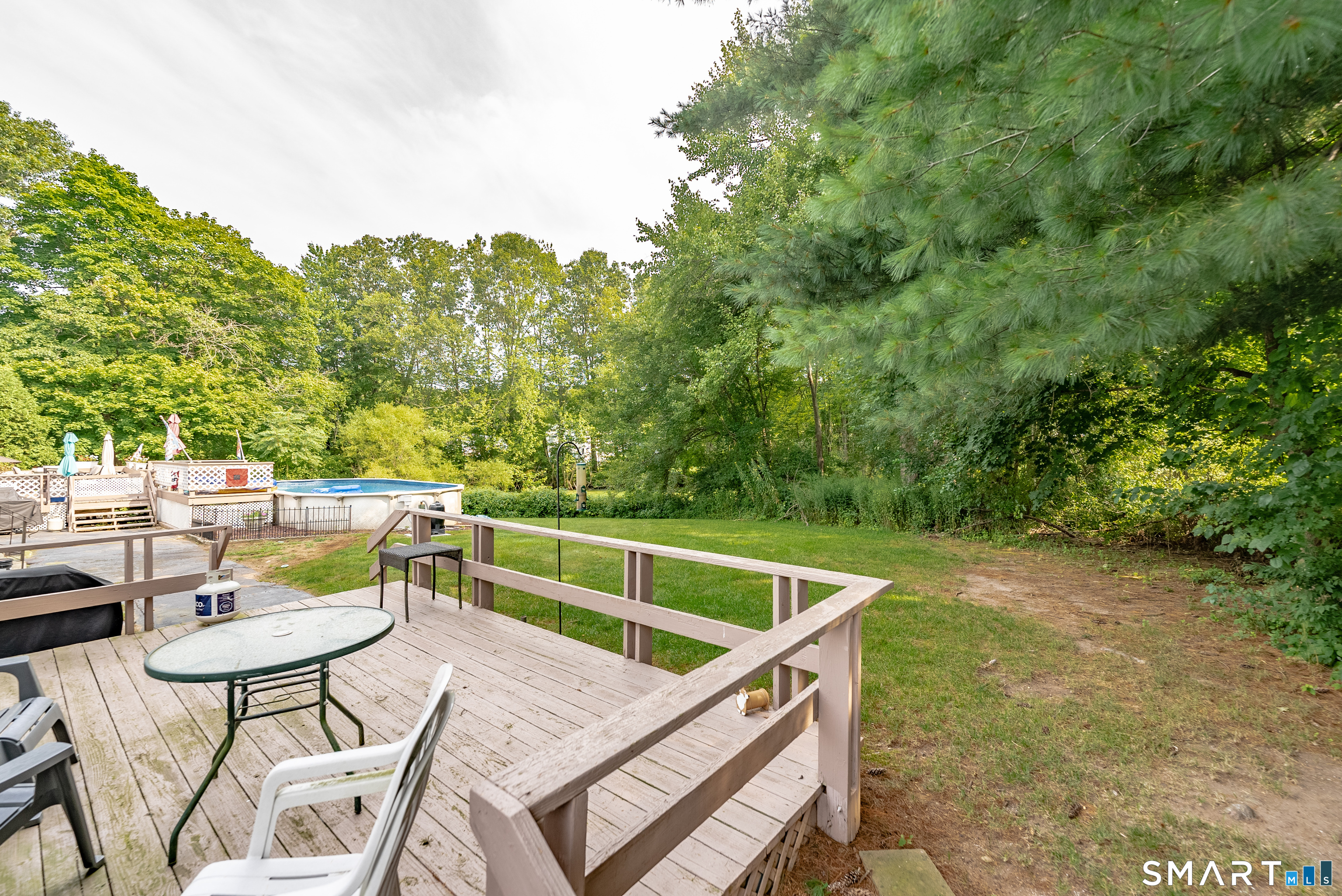 15 Roarke Road North Haven CT 06473