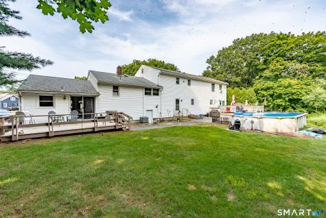 15 Roarke Road North Haven CT 06473