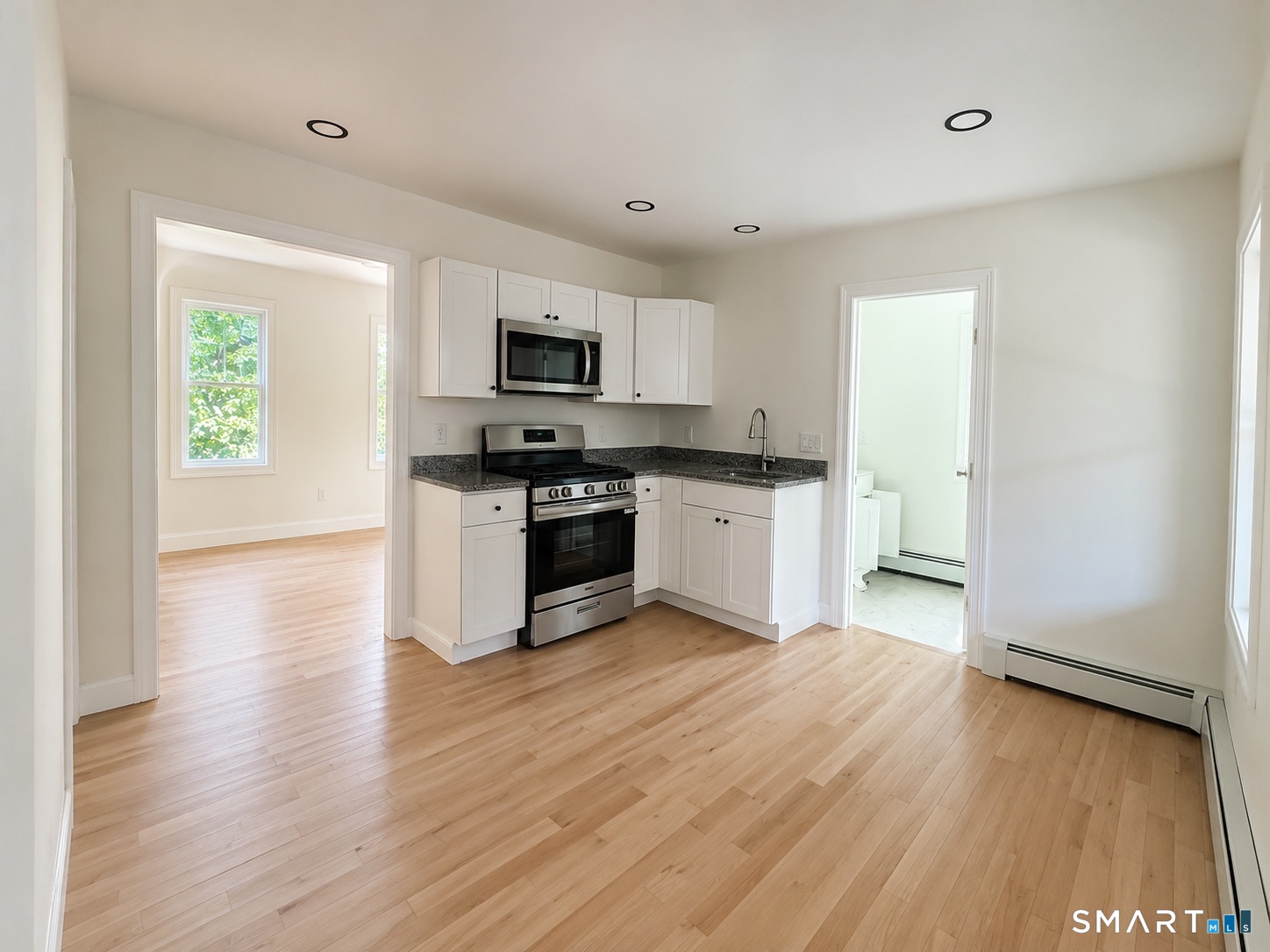7 Mohegan Street Putnam CT 06260