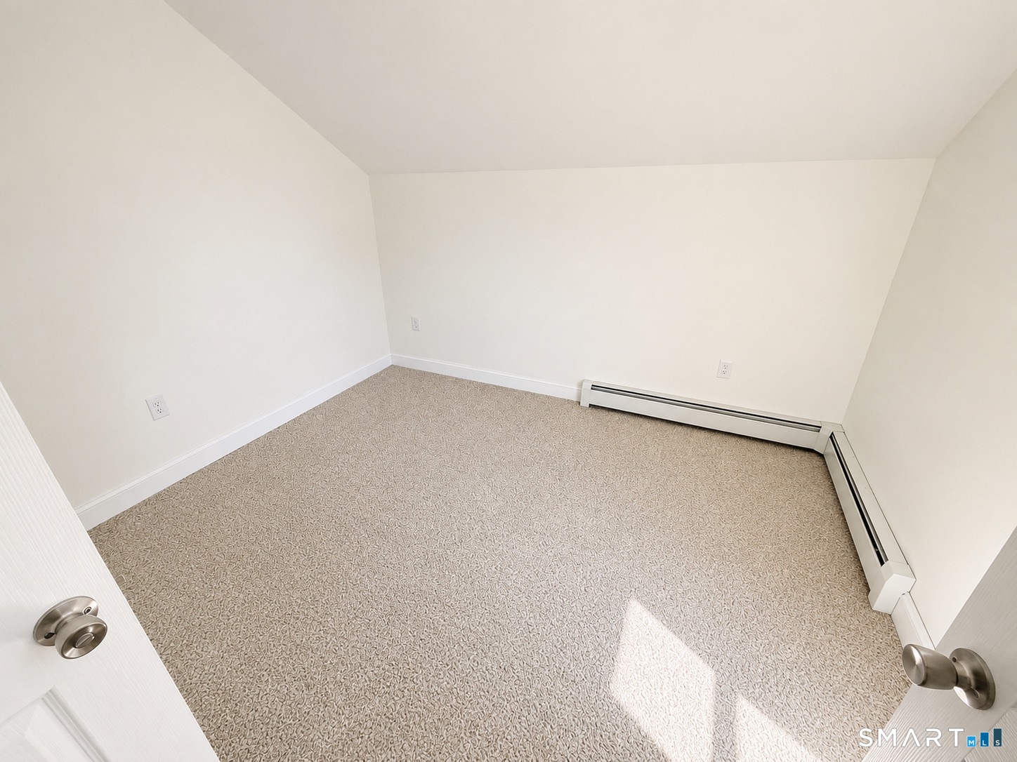 7 Mohegan Street Putnam CT 06260