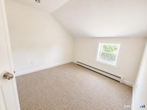7 Mohegan Street Putnam CT 06260