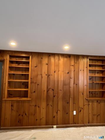 81 Black Rock Turnpike Redding CT 06896