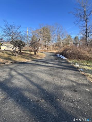 81 Black Rock Turnpike Redding CT 06896