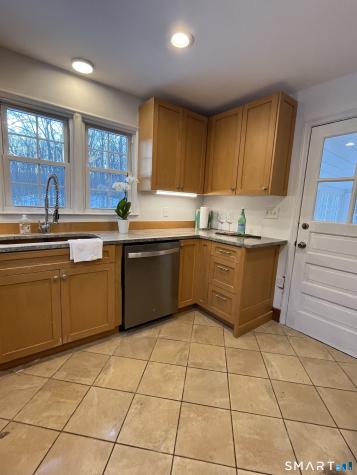 81 Black Rock Turnpike Redding CT 06896