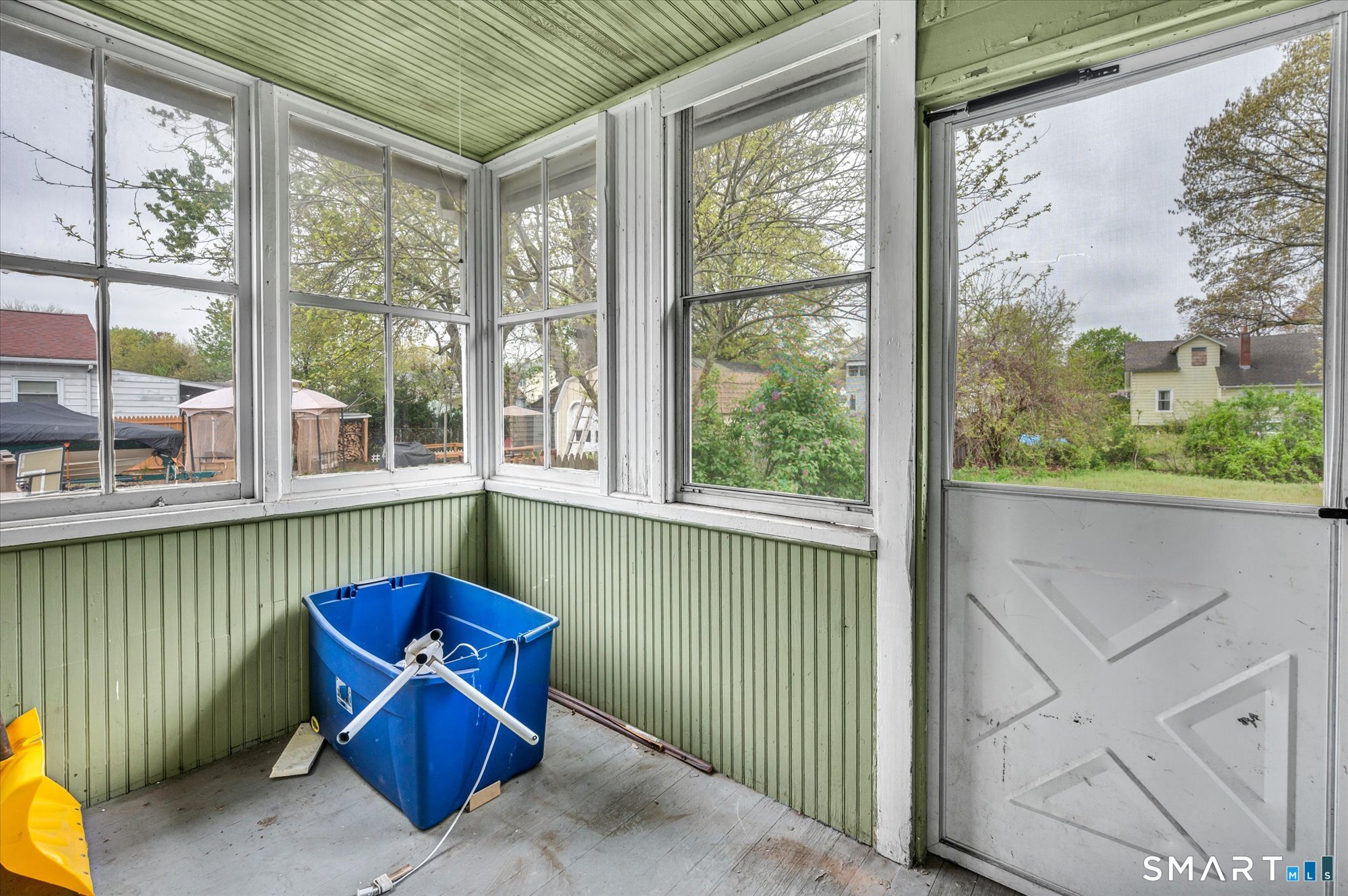 128-130 Sisson Street East Hartford CT 06118