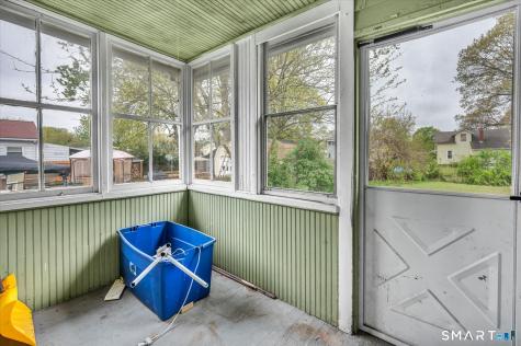 128-130 Sisson Street East Hartford CT 06118