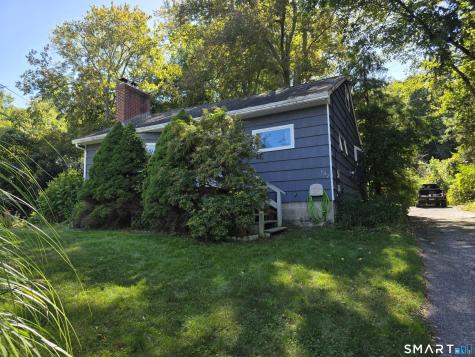 102 Fitchville Road Bozrah CT 06334