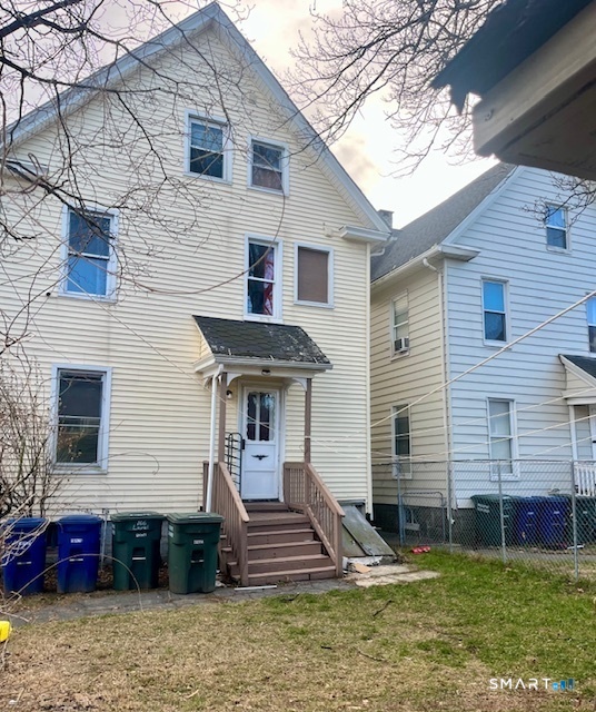 166 Laurel Avenue Bridgeport CT 06605