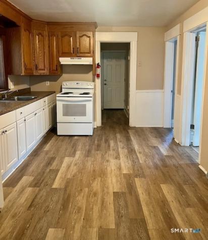 166 Laurel Avenue Bridgeport CT 06605