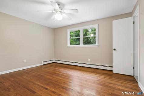 78 Bennett Road East Haven CT 06513