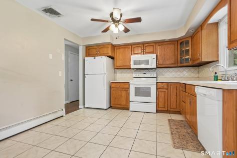 78 Bennett Road East Haven CT 06513