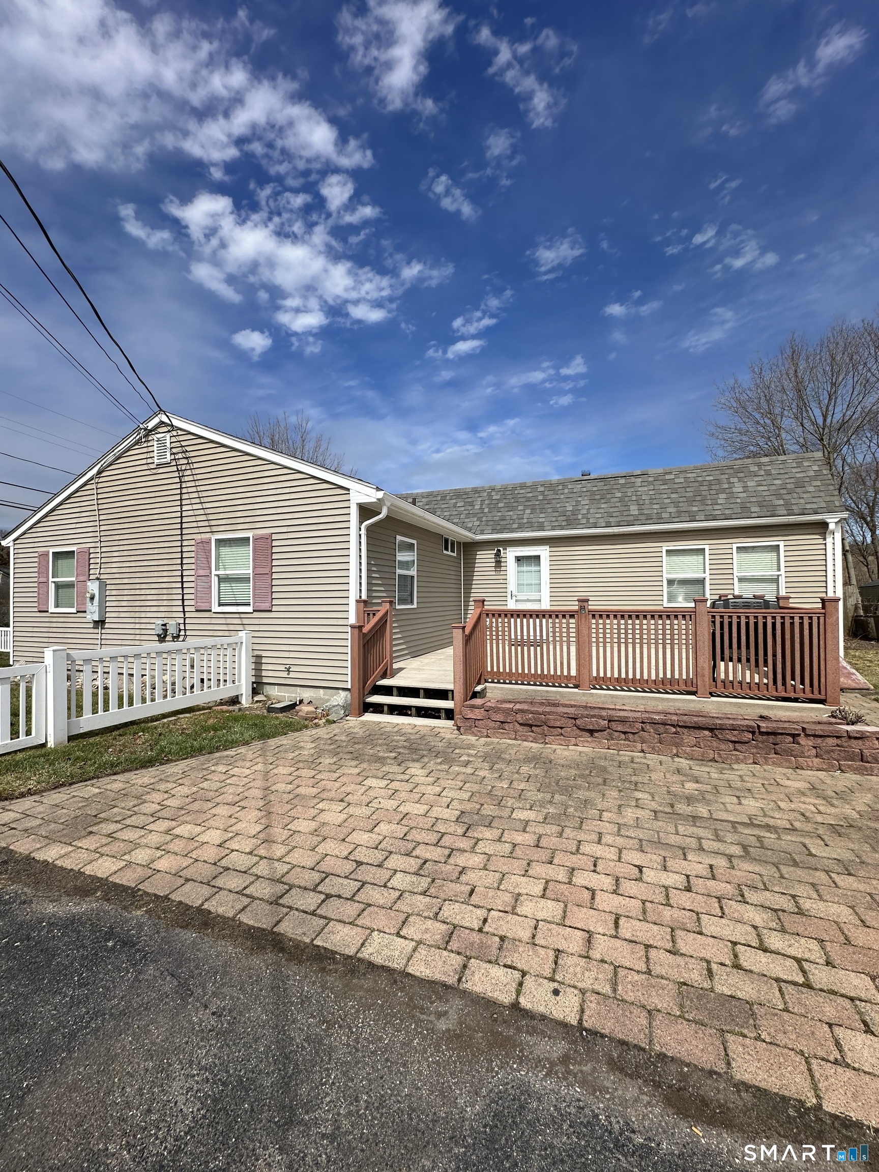 73 Midway Oval Groton CT 06340