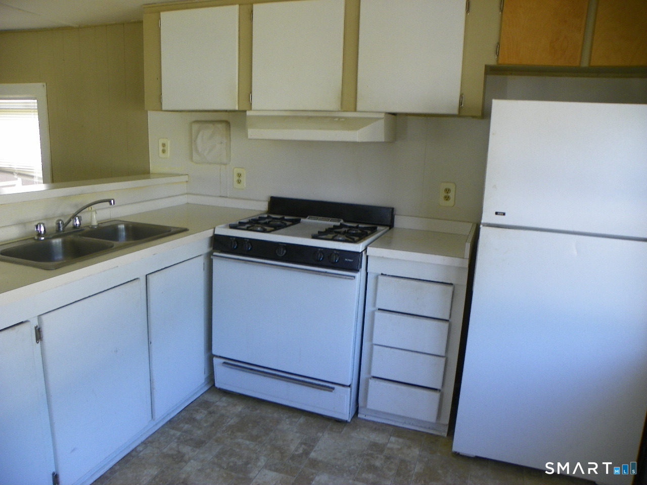 11 Woodland Drive Waterford CT 06385
