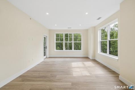 220 East Road Meriden CT 06450