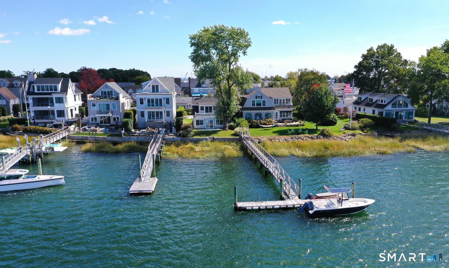 Norwalk CT, 7 Gregory Court