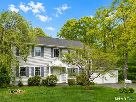 81 Old Colony Road Monroe CT 06468