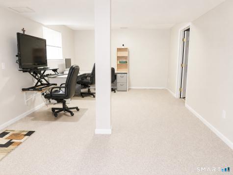 81 Old Colony Road Monroe CT 06468