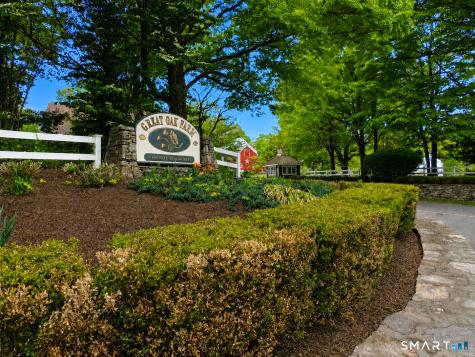 81 Old Colony Road Monroe CT 06468