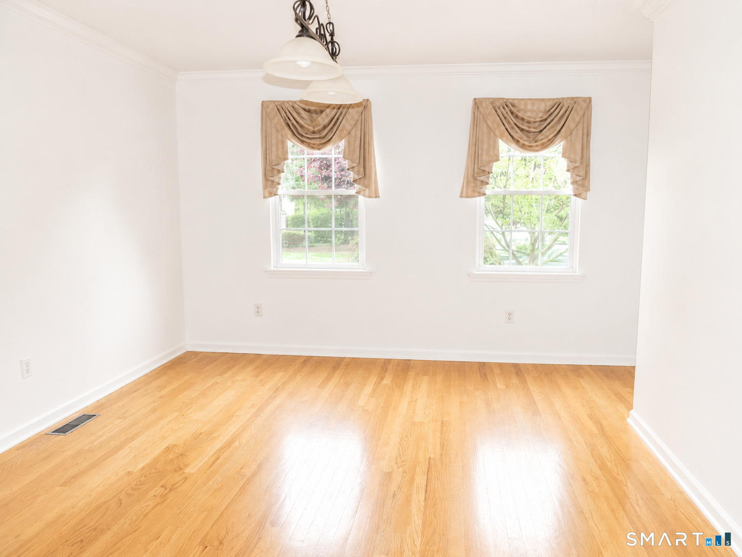 81 Old Colony Road Monroe CT 06468
