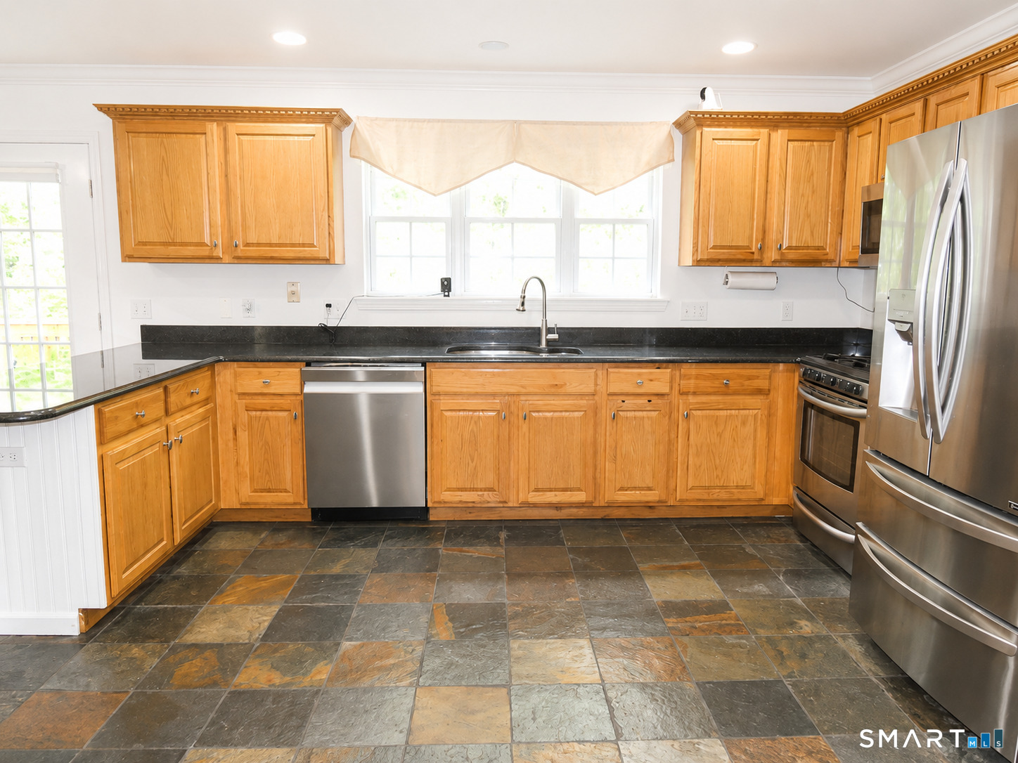 81 Old Colony Road Monroe CT 06468