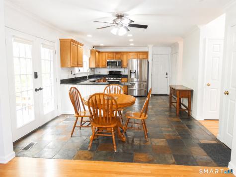 81 Old Colony Road Monroe CT 06468