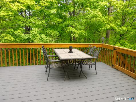 81 Old Colony Road Monroe CT 06468