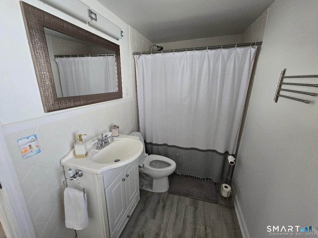 102 Thomas Street West Haven CT 06516