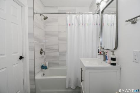 28 Garfield Road West Hartford CT 06107