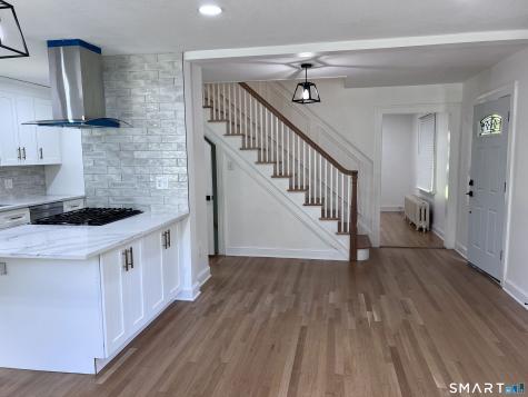 28 Garfield Road West Hartford CT 06107