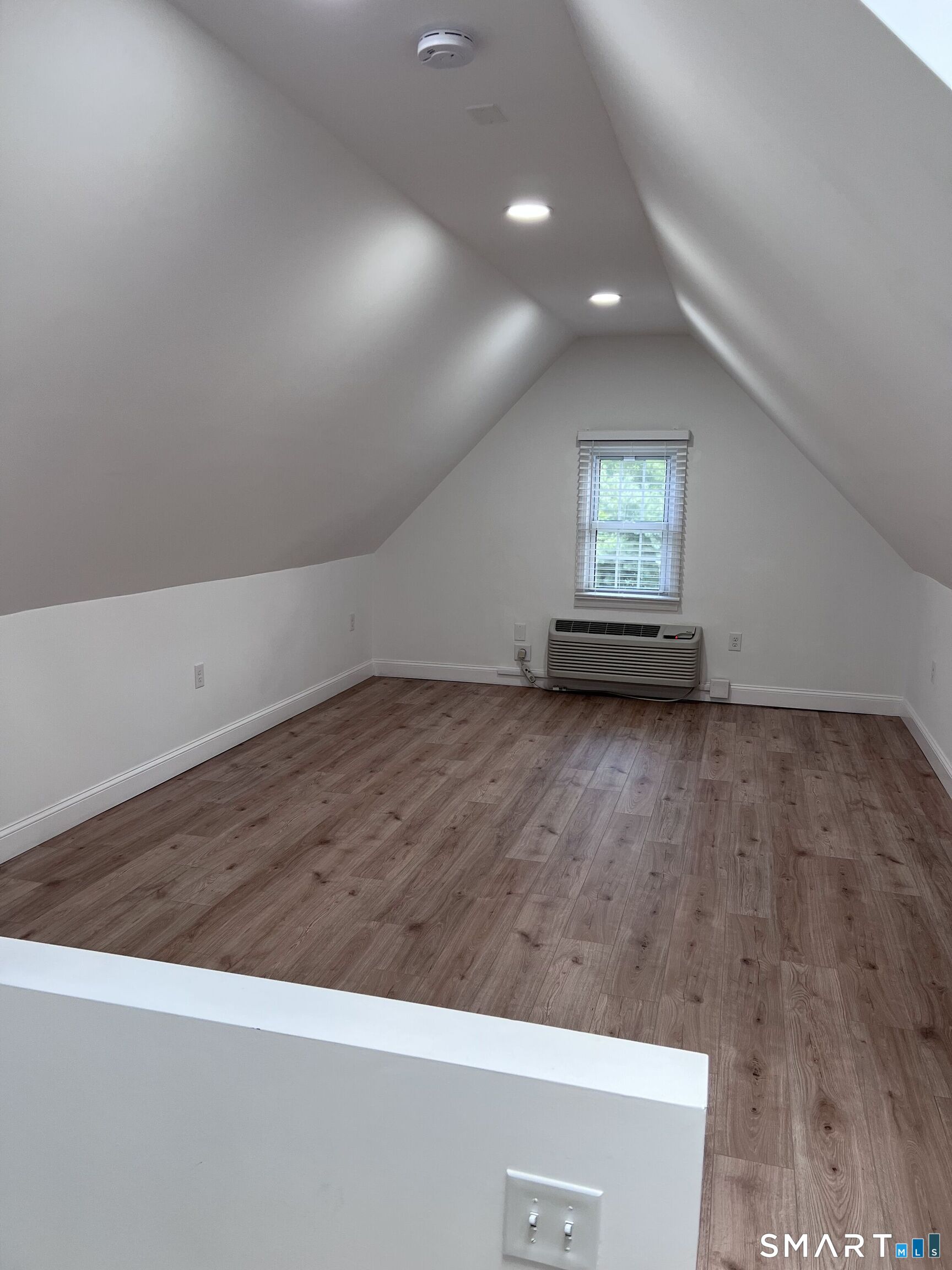 28 Garfield Road West Hartford CT 06107