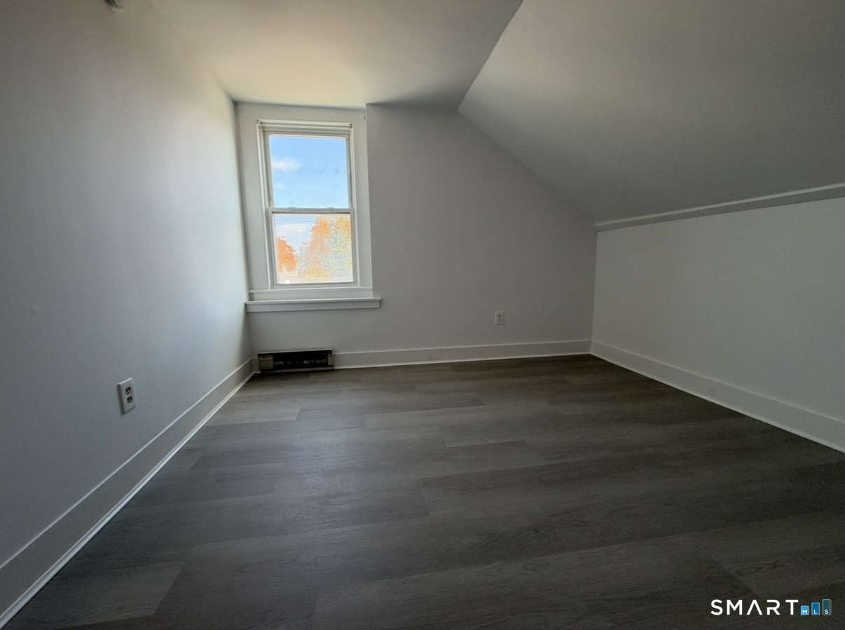 10-16 Suffield Street Windsor Locks CT 06096