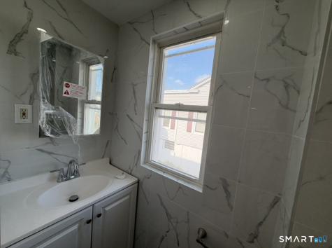 10-16 Suffield Street Windsor Locks CT 06096