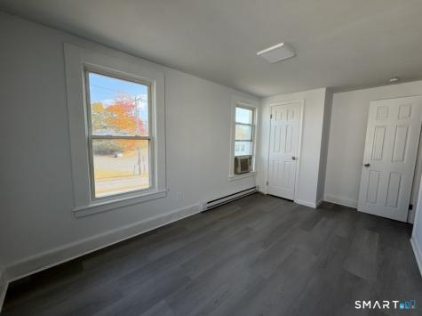 10-16 Suffield Street Windsor Locks CT 06096