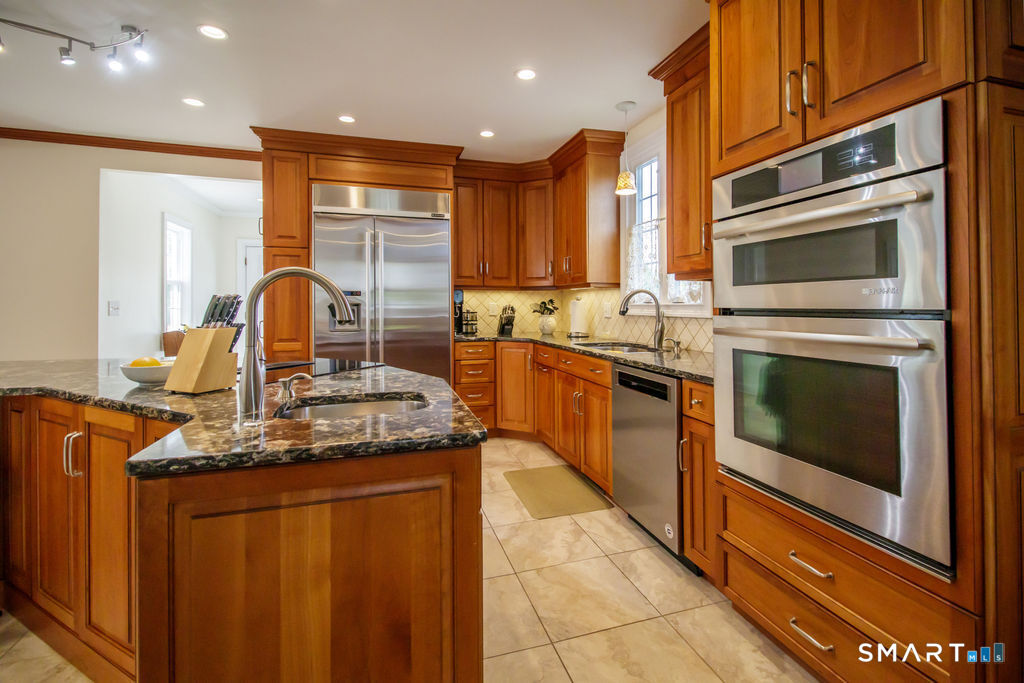 90 Town Line Road Plainville CT 06062