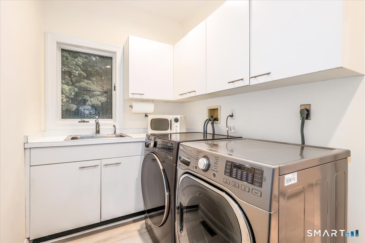 75 Dayton Road Redding CT 06896