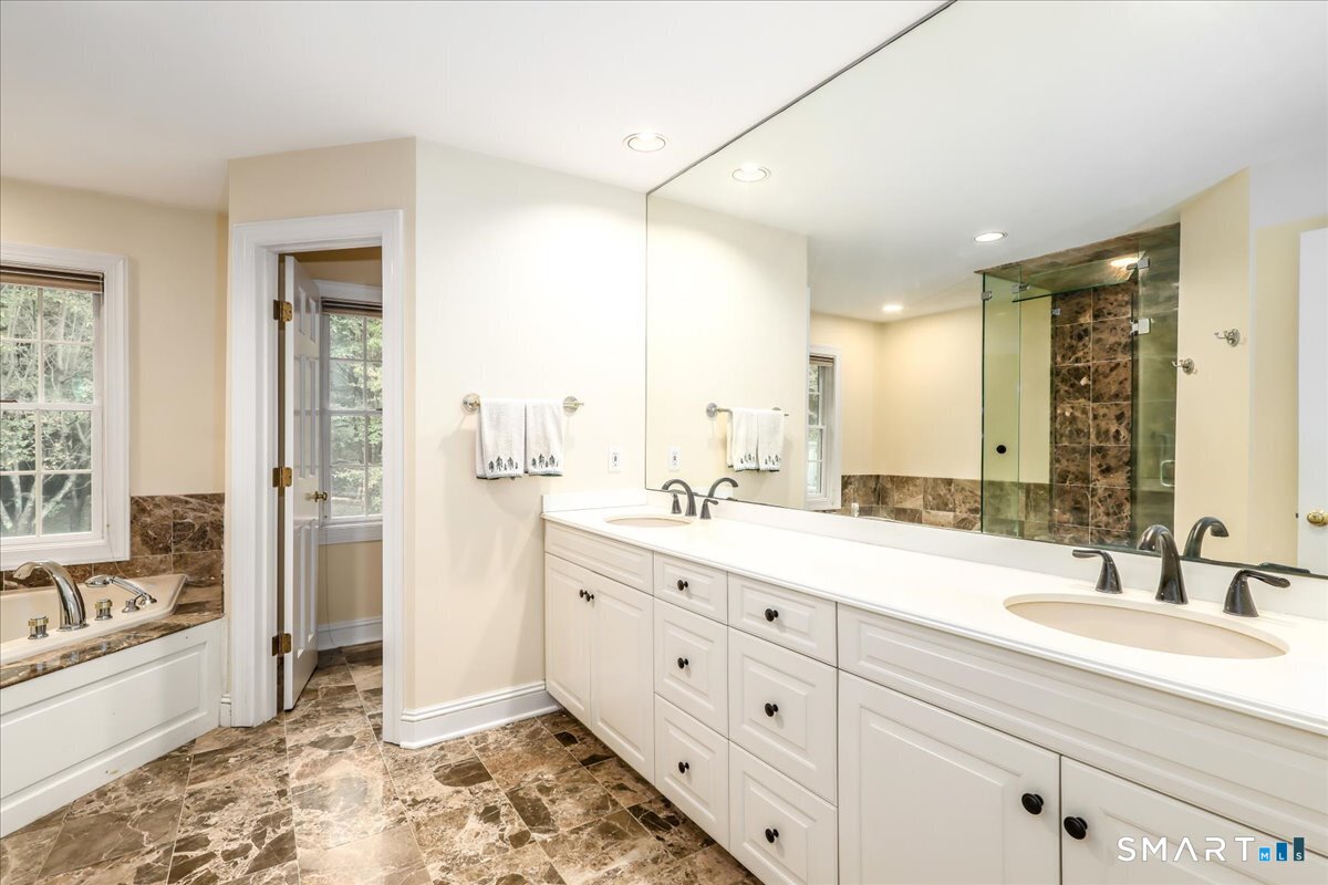 75 Dayton Road Redding CT 06896