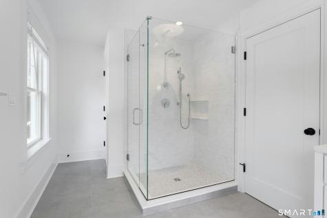 16R Old Stamford Road New Canaan CT 06840