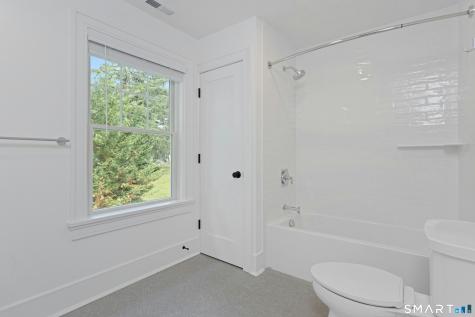 16R Old Stamford Road New Canaan CT 06840